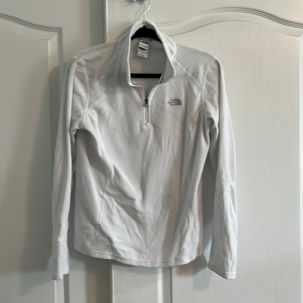 North Face; white fleece quarter zip; Sz M; like new